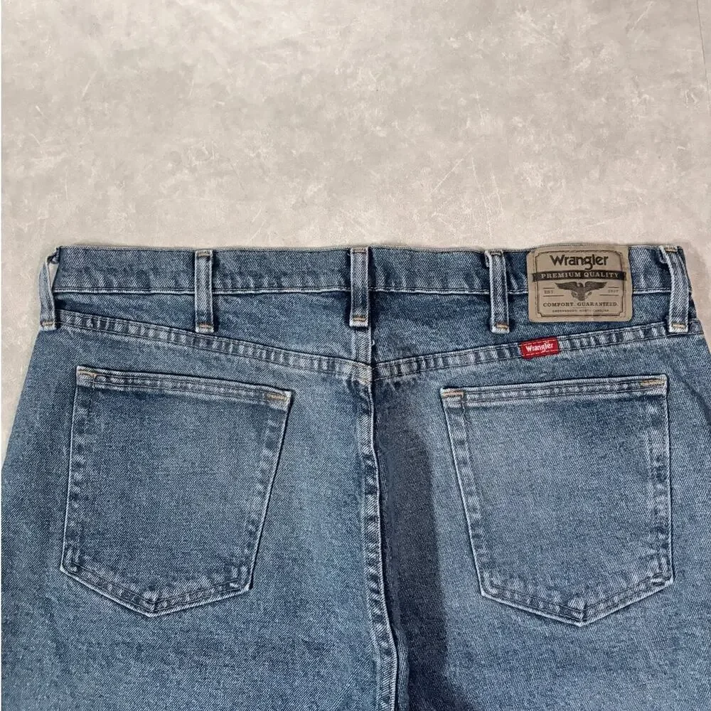 2000s Vintage Wrangler Jorts -36W